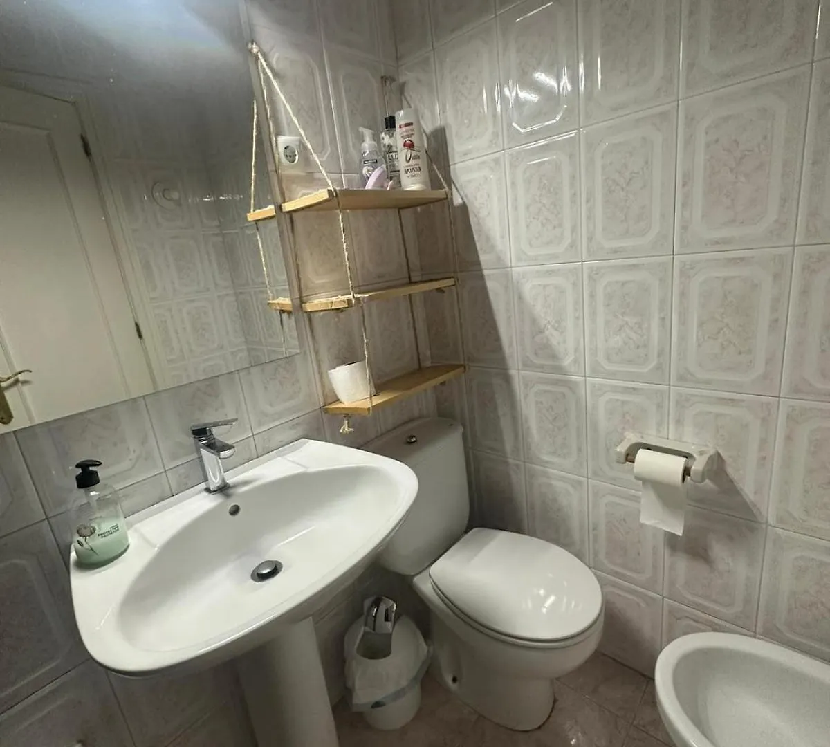 Homestay Habitacion 3 - 3 Planta Sin Ascensor En Piso Compartido No Es Piso Entero! Fuengirola