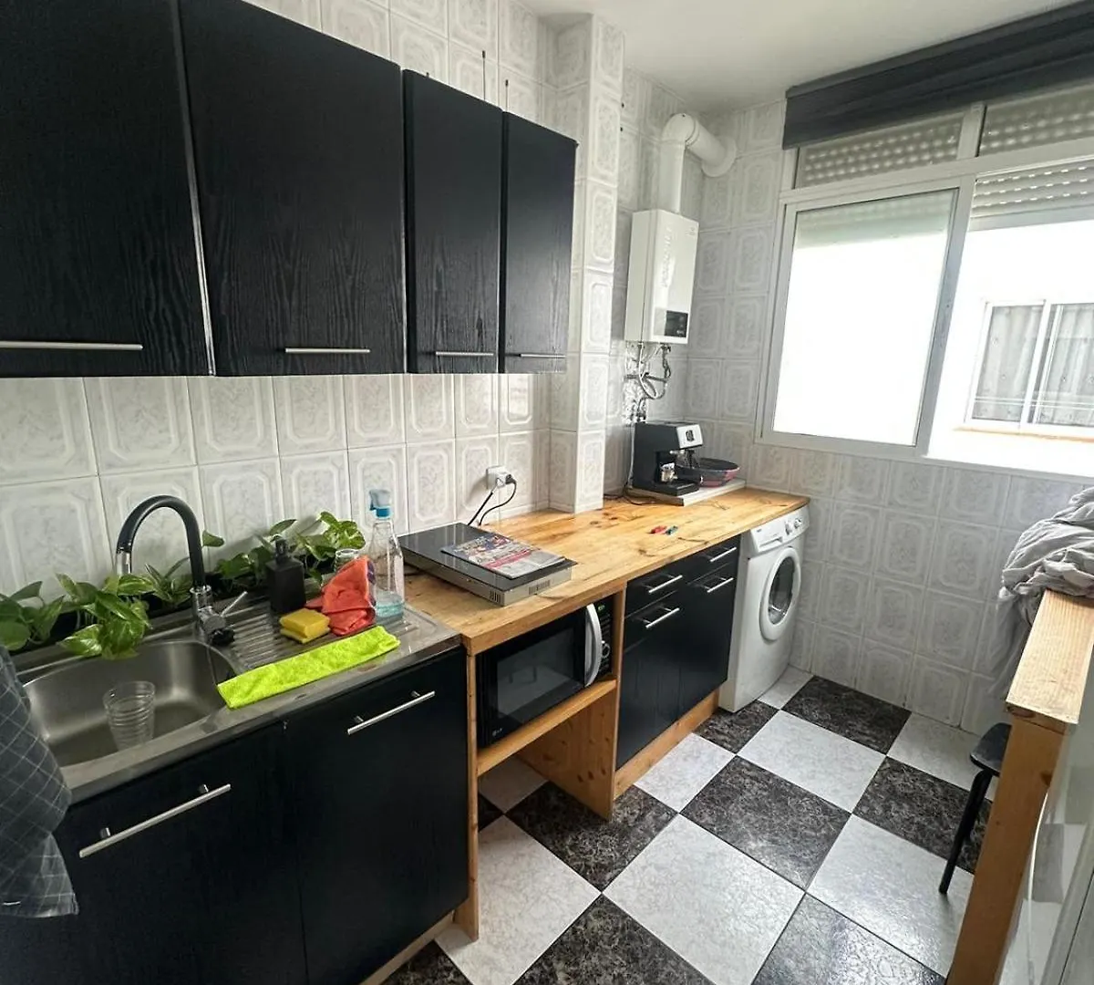 Homestay Habitacion 3 - 3 Planta Sin Ascensor En Piso Compartido No Es Piso Entero! Fuengirola